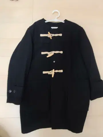 UNPERFECT 블랙 더플 코트