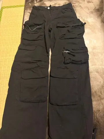 ZARA 블랙 카고 팬츠 EUR 36