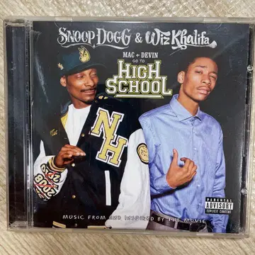 SNOOP DOGG & Wiz Khalifa / Mac and Devin