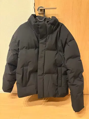 UNIQLO 심리스 다운 자켓