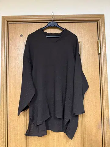 요건 레일 브라운 V넥 튜닉 긴팔