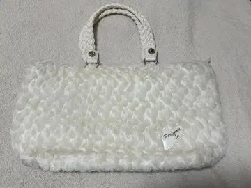 화이트 퍼 토트백