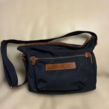 페리지 Felisi 9362 네이비