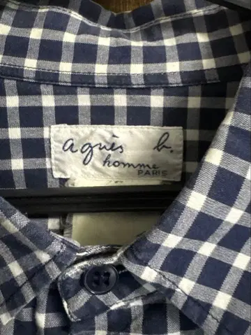 agnis b. 네이비 화이트 체크 긴팔 셔츠