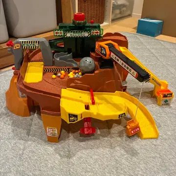 토미카 빅 공사 현장