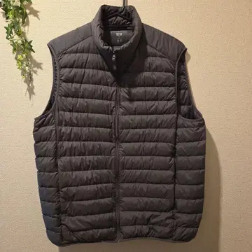 유니클로 울트라 라이트 다운 다운 베스트 XXL 그레이