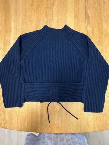 오늘 게재 종료 [미사용] ANAYI 네이비 크롭 니트 스웨터 36