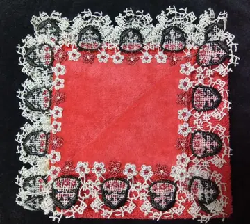 치카자와 레이스 웃는 문에는 복이 온다 레드 타월 손수건