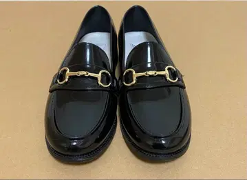 [ TEMPERATE ] JAMES 레인 로퍼 에나멜 블랙