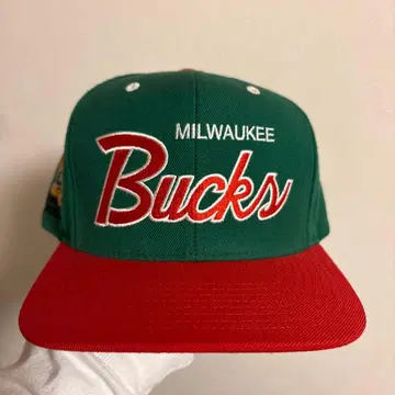 Milwaukee Bucks 스냅백 캡