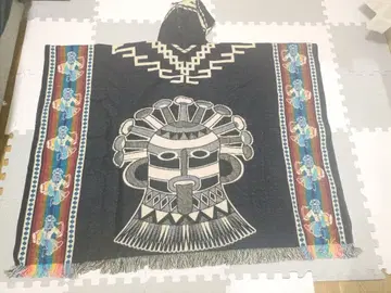 에콰도르 후드 부착 판초 액막이