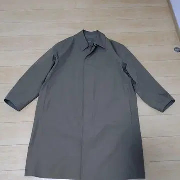 유니클로c 블록테크 스텐카라 코트 XXL