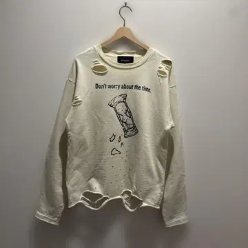 GRANCY 큐빅 디자인 그래픽 데미지 맨투맨