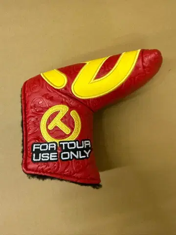 스카티 카메론 서클 T 퍼터 커버 핑 타입