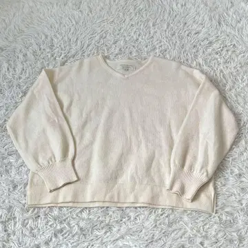 Natural 내추럴랜더리 니트 스웨터 클립