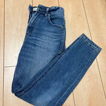 YANUK 하이웨스트 데님 22