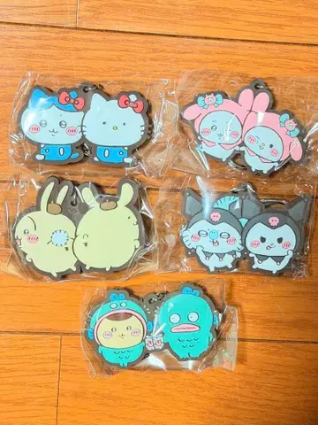 치이카와 x 산리오 캐릭터즈 나카요시 러버 마스코트 컴플리트 세트