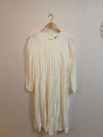 아이보리 롱 원피스 긴팔