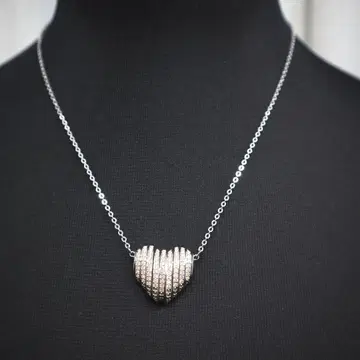 스와로브스키 SWAROVSKI 하트 목걸이 Explore 펜던트