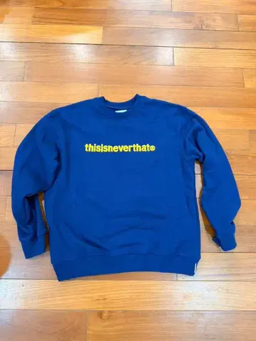 thisisneverthat 네이비 로고 자수 맨투맨