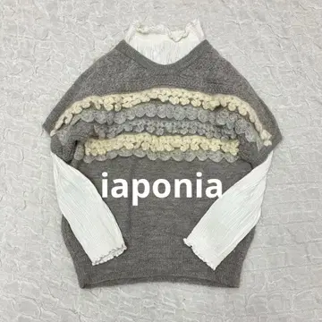 레이어드 그레이 레이스 장식 반팔 니트 스웨터 스캘럽