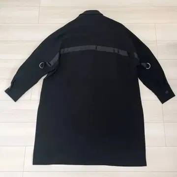 컨디션 최상 [시안 도쿄] 백 테이프 셔츠 코트 블랙 CYAN TOKYO