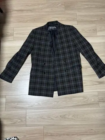 TA C A S I 체크 무늬 테일러드 자켓과 플레어 팬츠 세트