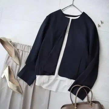 겨울 로얄 네이비 haco! 새상품급 실루엣 노카라 자켓 긴팔 출퇴근