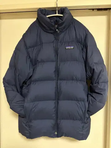 파타고니아 사이렌트 다운 자켓 M 네이비