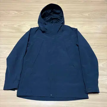 유니클로 마운틴 후드티 블랙 XL 사이즈