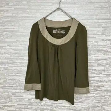 베아트리스 카키 올리브 그린 칠부 소매 심플 페미닌