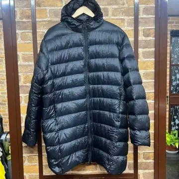 유니클로 UNIQLO 울트라 라이트 다운 코트 후드 부착