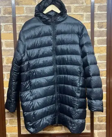 유니클로 UNIQLO 울트라 라이트 다운 코트 후드 부착