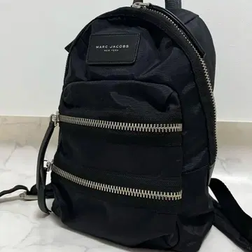 새상품급 MARC JACOBS 마크제이콥스 백팩 블랙