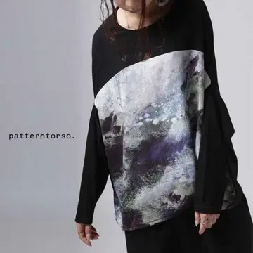 [ antiqua ] 환상적인 아트 패턴 절개 상의 [ 안티카 ]