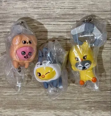 SKZOO 가챠 집어서 이어 붙이는 마스코트 울프 찬 포가리 돼끼