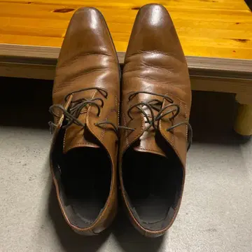 브라운 가죽 드레스 신발