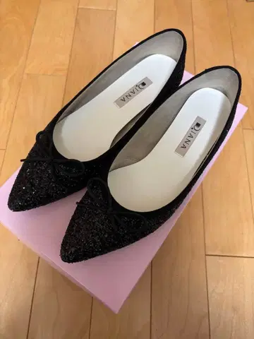 다이애나 플랫 펌프스 22.5cm