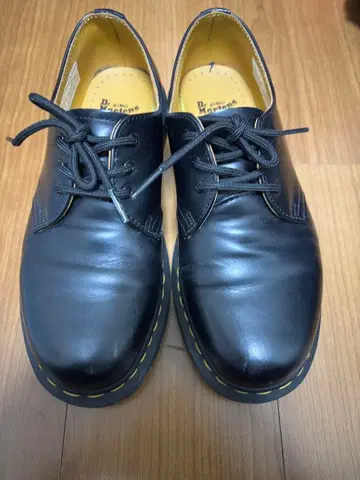 닥터 마틴 가죽 신발