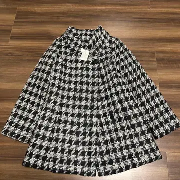 리엔다 택 포함 새상품 정가 16980엔 코트