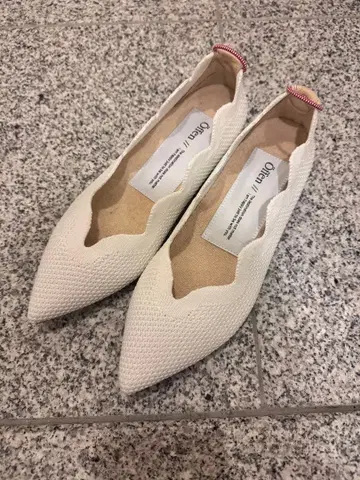 offen 스캘럽 펌프스 화이트