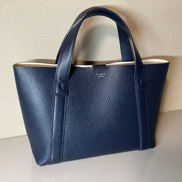 PELLE MORBIDA 페레 모르비다 토트백 가죽 시보 가죽