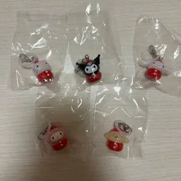 산리오 딸기 메지루시 액세서리 세미 컴프