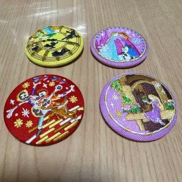 디즈니 자수 캔뱃지 2 세트