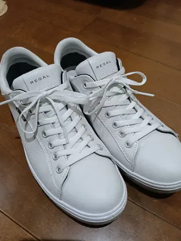 REGAL 화이트 스니커즈 25cm
