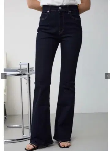 AZUL by moussy 플레어 데님 원 워시