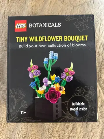 LEGO BOTANICALS TINY WILDFLOWER BOUQUET