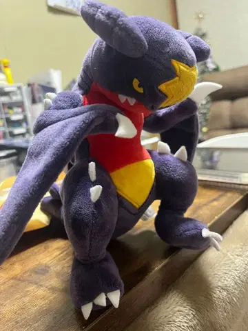 가브리아스 봉제 인형