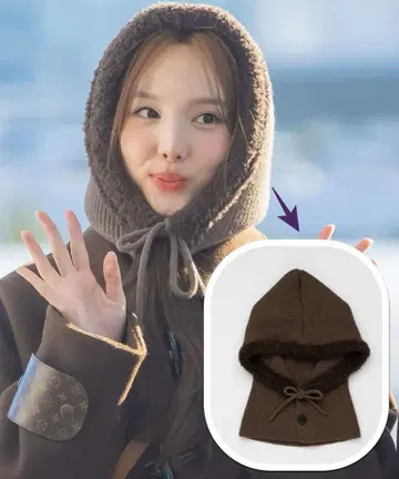 TATIANA 브라운 후드 부착 니트 한국