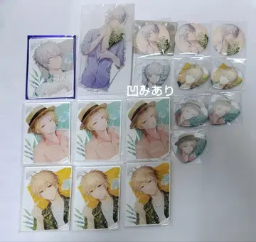 CZ 아크릴 스탠드, 캔 배지